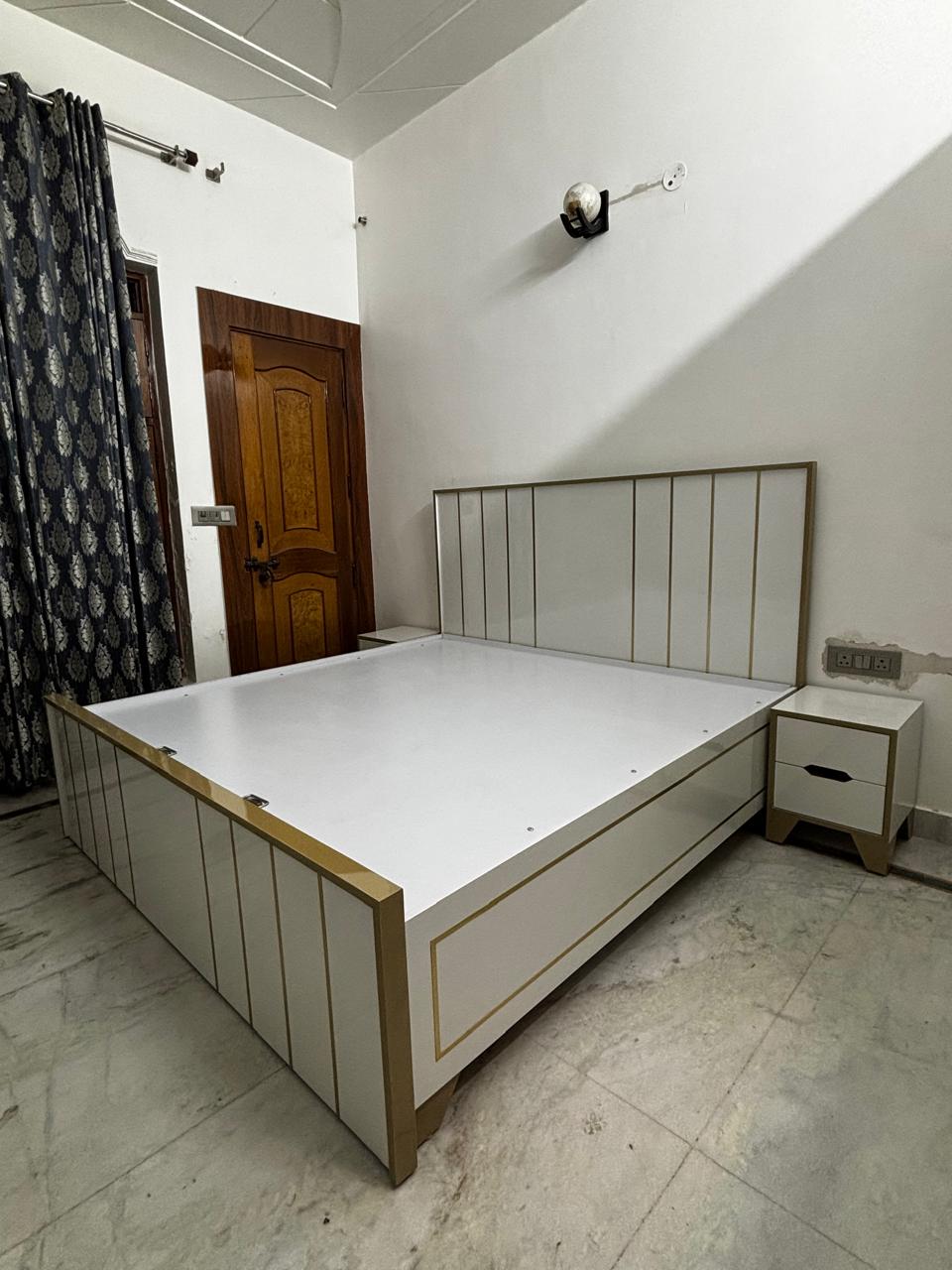 Hydraulic Bed 24